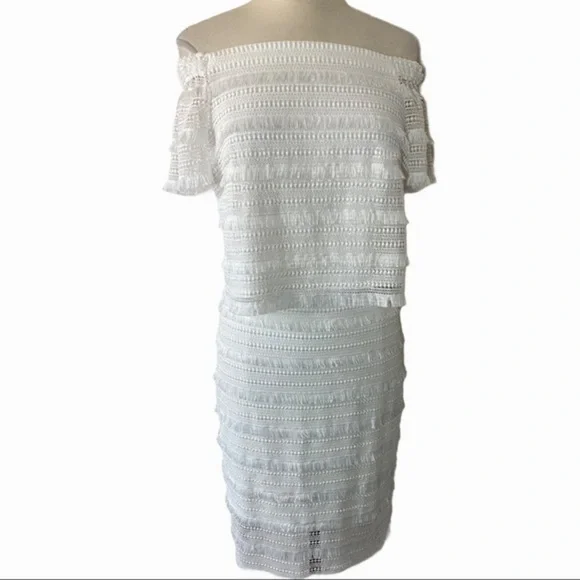 WHBM size 6 white fringe 2 piece skirt top set - Picture 6 of 14